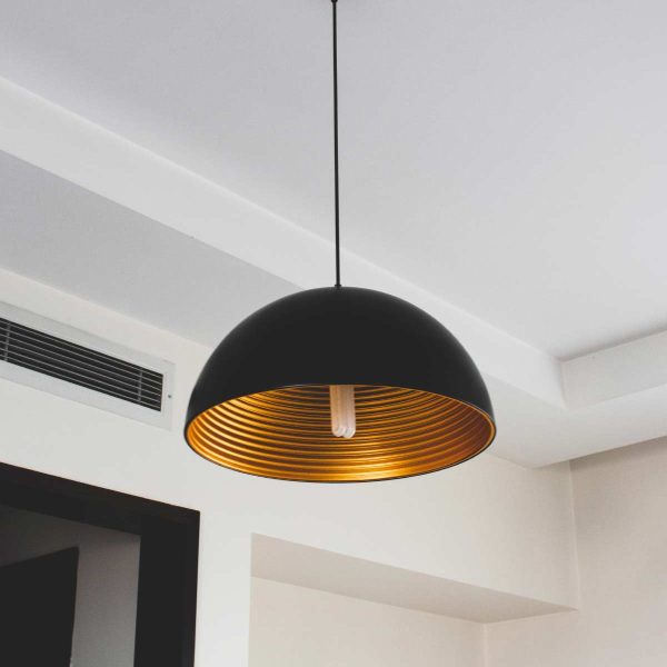 Round ceiling lamp