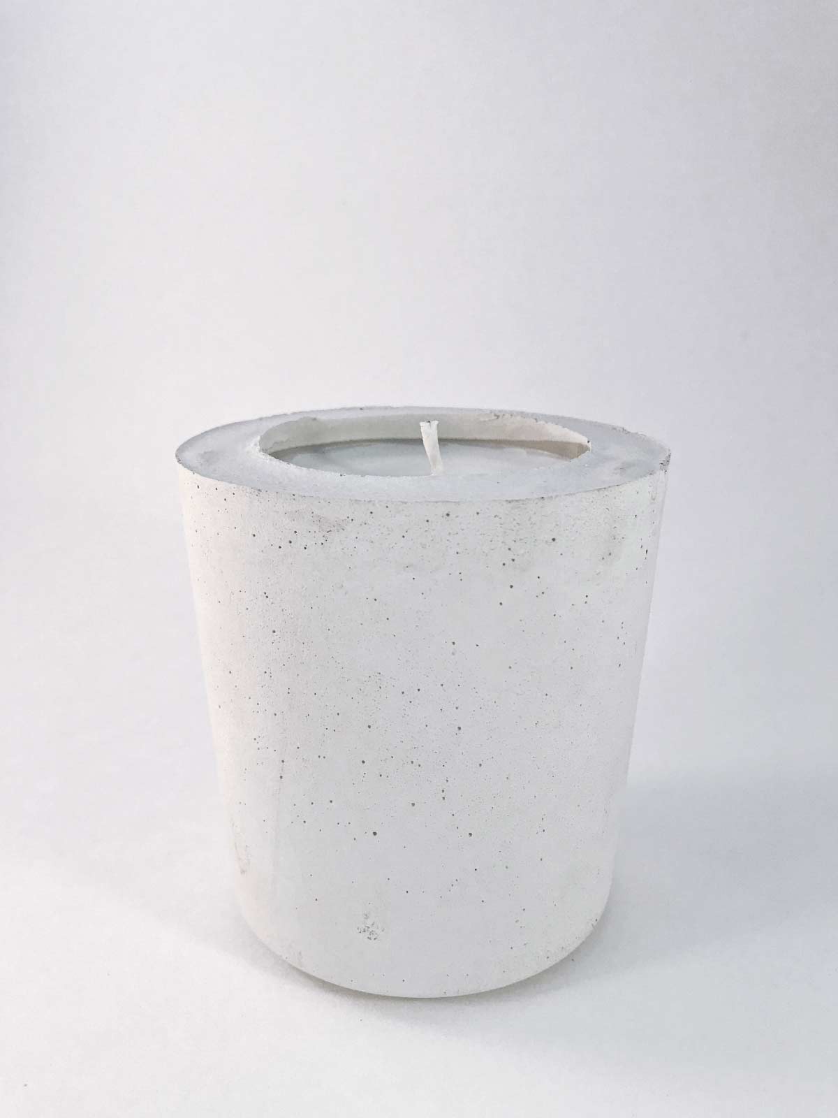 Ceramic candle